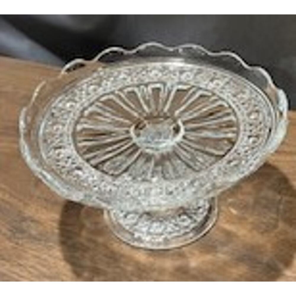The Pioneer Woman Special Edition Embossed Cake Plate-PERFECT CONDITION